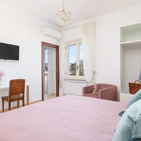 Chlorea Panoramico Apartment *